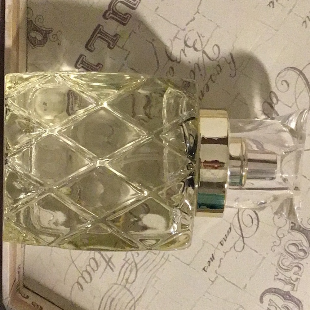 Vera Bradley fragrance Appleberry Champagne 1.7 FL. OZ